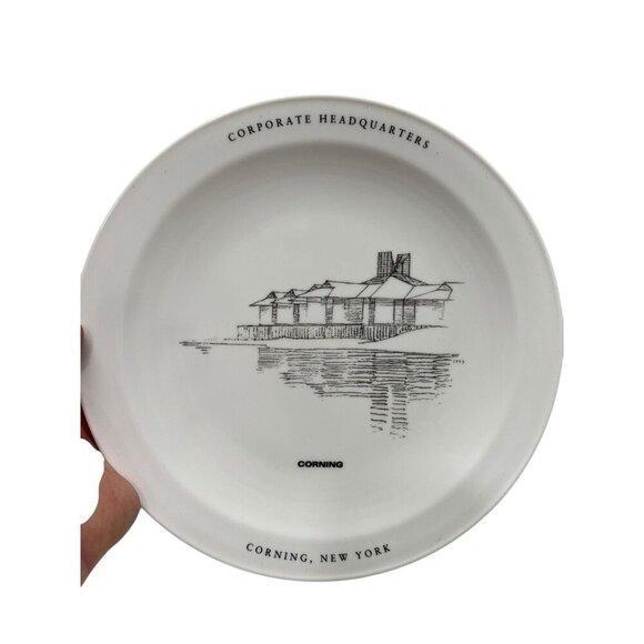 Set of 2 Corelle Plates Corporate Headquarters & Decker Engineering Building - Picture 3 of 4
